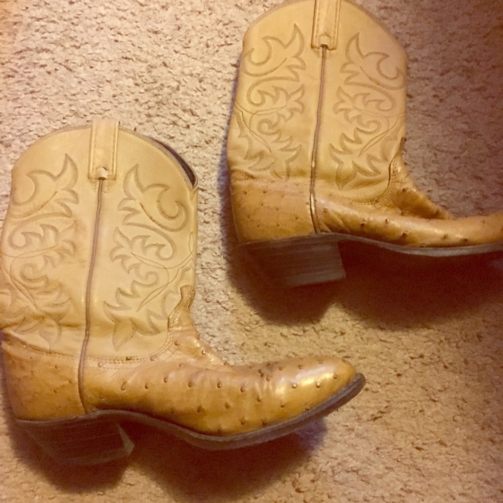 Ostrich skin cowboy boots